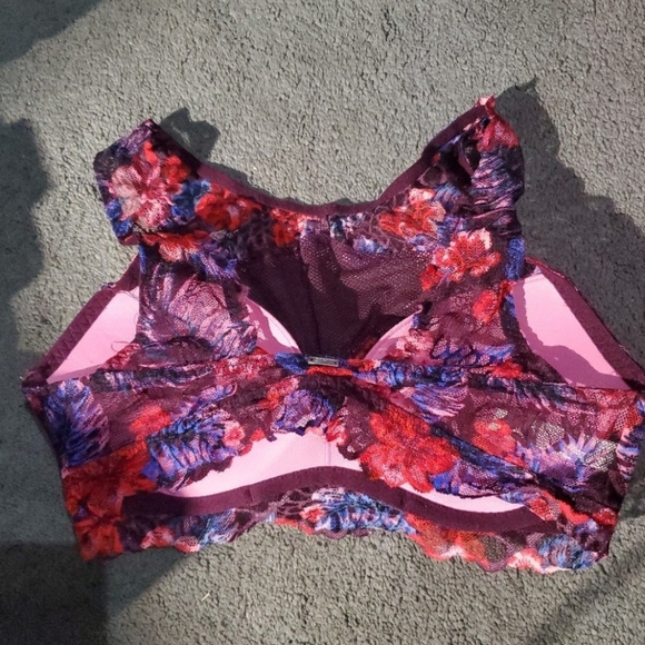 Victoria Secret PINK bralette - Picture 2 of 3